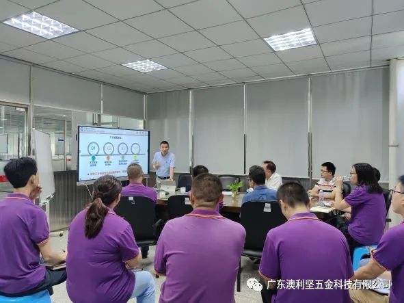 政产研智助强企专家组莅临花季传媒官网网站公司指导